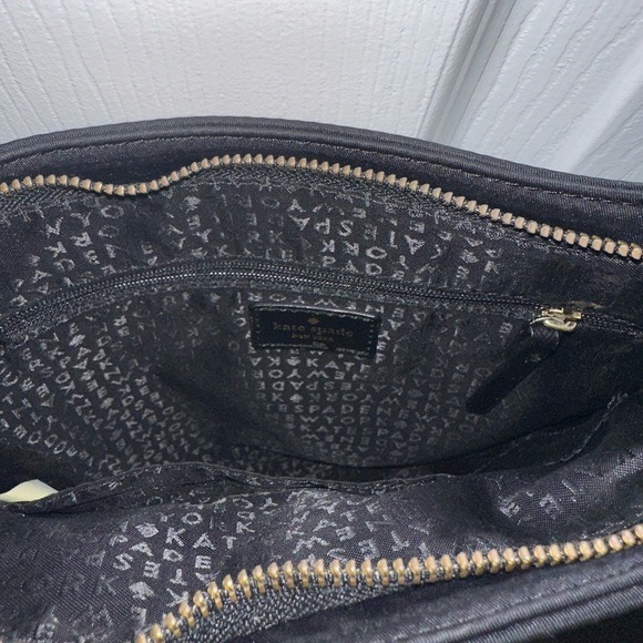 Kate spade ♠️ crossbody - Picture 3 of 5